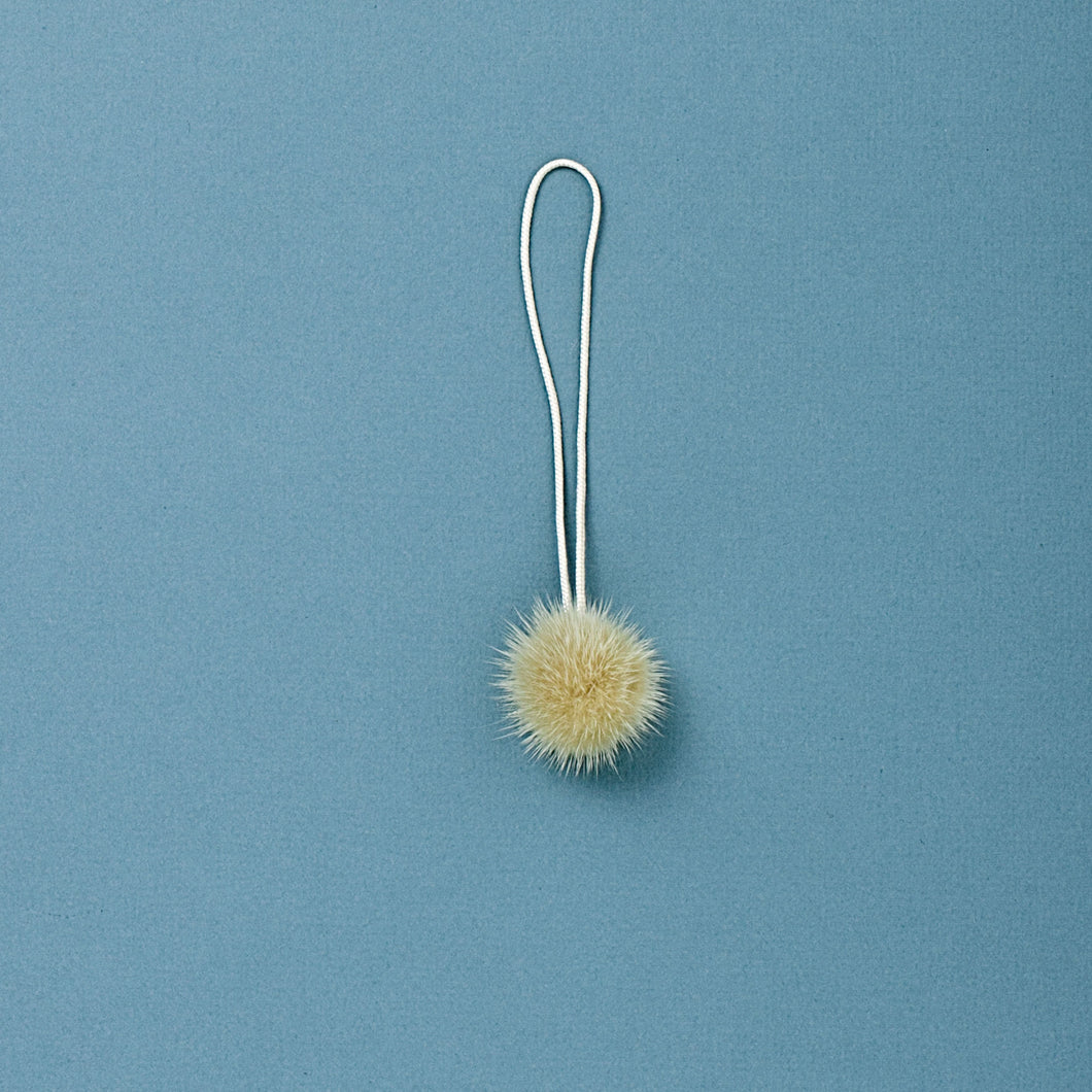 DUSTY GREEN POM POM